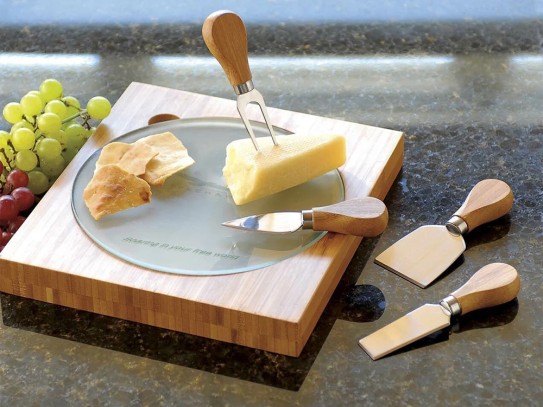  "The Ultimate Guide to Crafting the Perfect Travel Cheese Board for Your Adventures"